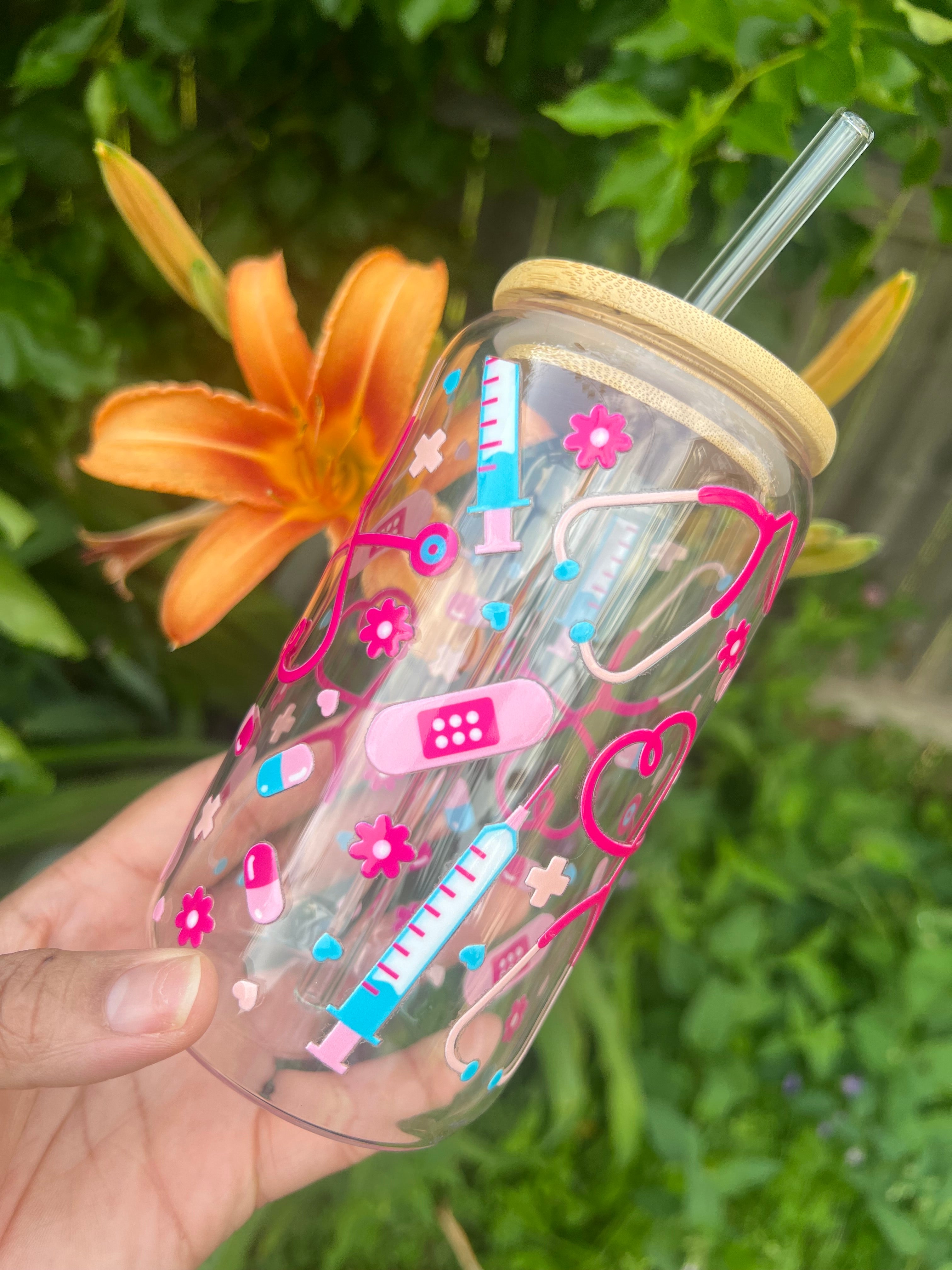 Nurse Life Glass Can Cup with Bamboo Lid & Glass Straw